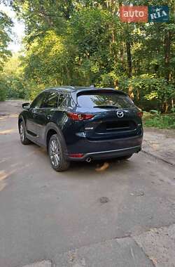 Позашляховик / Кросовер Mazda CX-5 2019 в 