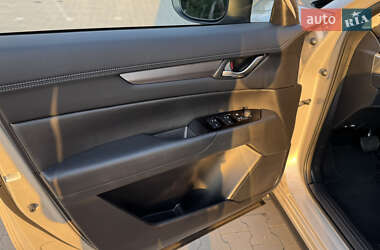 Внедорожник / Кроссовер Mazda CX-5 2023 в 
