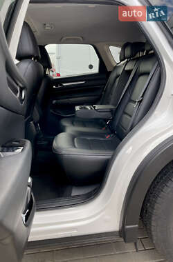 Позашляховик / Кросовер Mazda CX-5 2022 в 