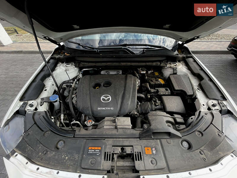 Внедорожник / Кроссовер Mazda CX-5 2022 в Киеве