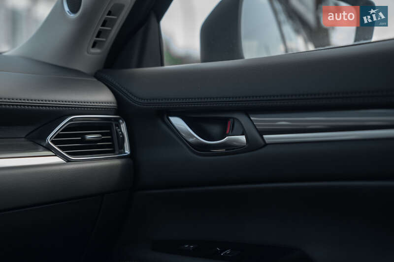 Позашляховик / Кросовер Mazda CX-5 2023 в Чернівцях