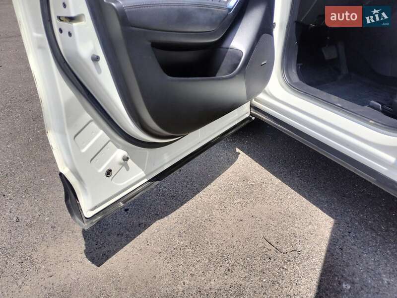 Позашляховик / Кросовер Mazda CX-5 2015 в Львові