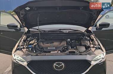 Позашляховик / Кросовер Mazda CX-5 2018 в 