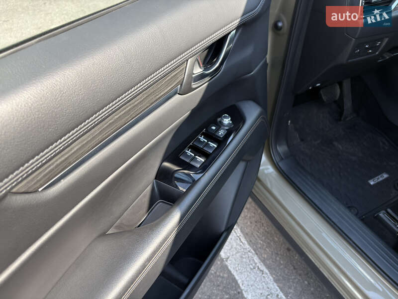 Позашляховик / Кросовер Mazda CX-5 2022 в Дніпрі