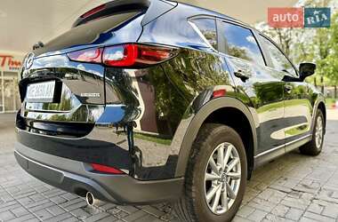 Позашляховик / Кросовер Mazda CX-5 2022 в 