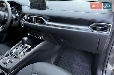 Позашляховик / Кросовер Mazda CX-5 2023 в 