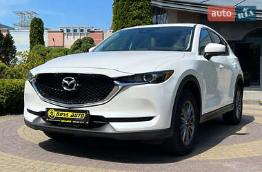 Позашляховик / Кросовер Mazda CX-5 2017 в 