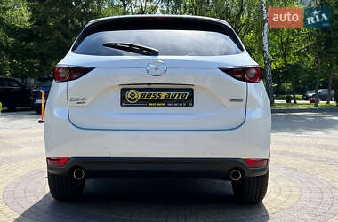 Позашляховик / Кросовер Mazda CX-5 2017 в 