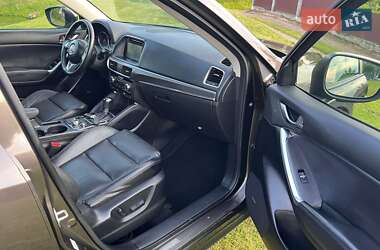 Позашляховик / Кросовер Mazda CX-5 2017 в 