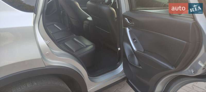 Внедорожник / Кроссовер Mazda CX-5 2016 в Миргороде