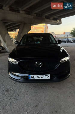Позашляховик / Кросовер Mazda CX-5 2020 в 