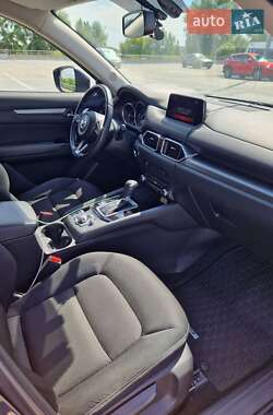 Позашляховик / Кросовер Mazda CX-5 2019 в 