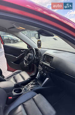Позашляховик / Кросовер Mazda CX-5 2013 в 