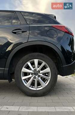 Позашляховик / Кросовер Mazda CX-5 2013 в 