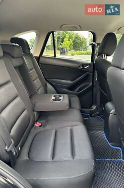 Позашляховик / Кросовер Mazda CX-5 2013 в 
