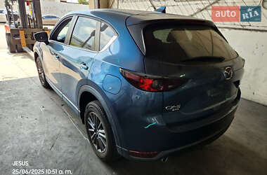 Позашляховик / Кросовер Mazda CX-5 2021 в 