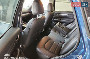Позашляховик / Кросовер Mazda CX-5 2021 в 