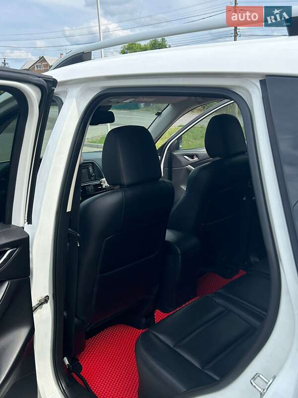 Позашляховик / Кросовер Mazda CX-5 2014 в Чернівцях