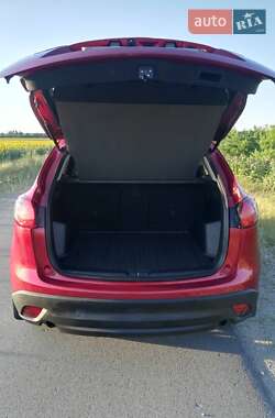 Позашляховик / Кросовер Mazda CX-5 2014 в 