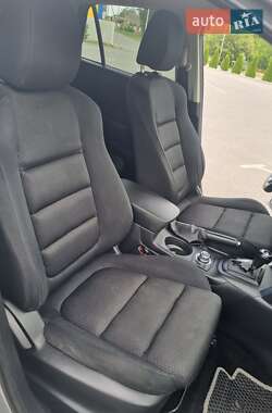 Позашляховик / Кросовер Mazda CX-5 2013 в 