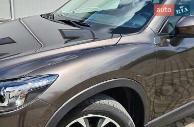 Позашляховик / Кросовер Mazda CX-5 2016 в 