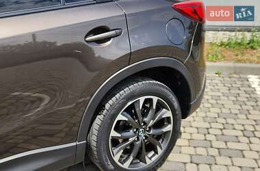 Позашляховик / Кросовер Mazda CX-5 2016 в 