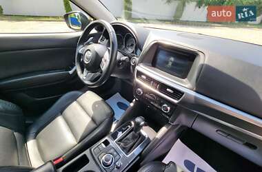 Позашляховик / Кросовер Mazda CX-5 2016 в 