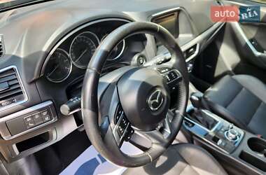 Позашляховик / Кросовер Mazda CX-5 2016 в 