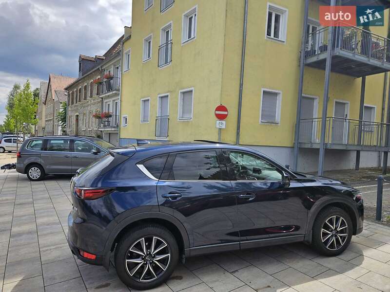 Внедорожник / Кроссовер Mazda CX-5 2017 в Киеве
