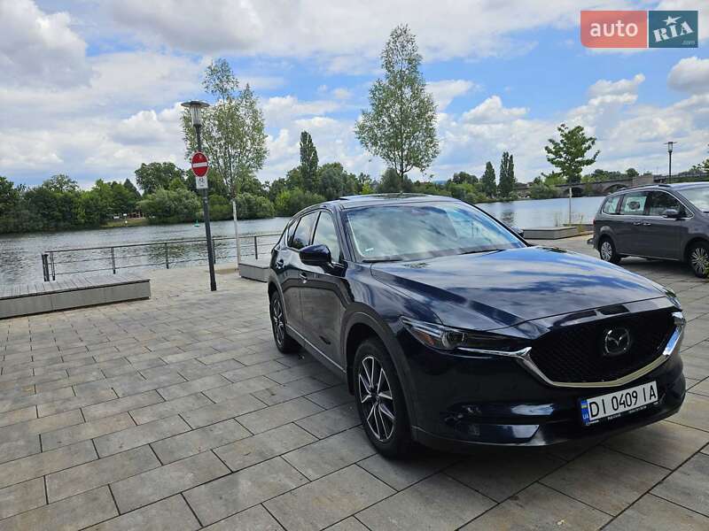 Внедорожник / Кроссовер Mazda CX-5 2017 в Киеве