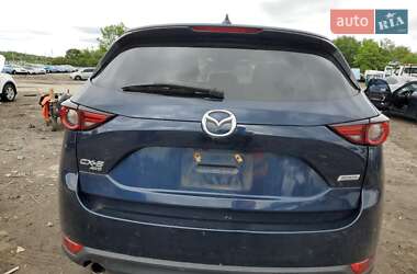 Внедорожник / Кроссовер Mazda CX-5 2017 в 