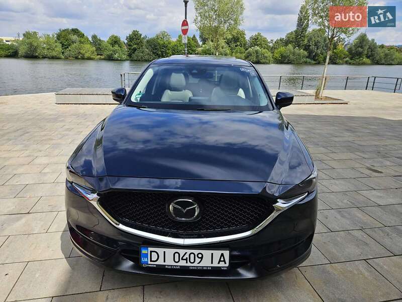 Внедорожник / Кроссовер Mazda CX-5 2017 в Киеве