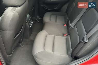 Позашляховик / Кросовер Mazda CX-5 2017 в 