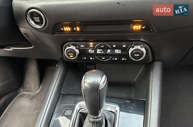 Позашляховик / Кросовер Mazda CX-5 2017 в 
