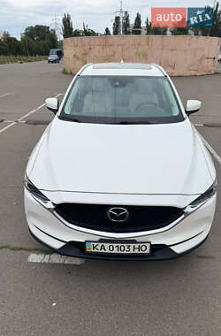 Позашляховик / Кросовер Mazda CX-5 2019 в 