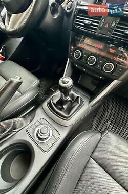 Позашляховик / Кросовер Mazda CX-5 2013 в 