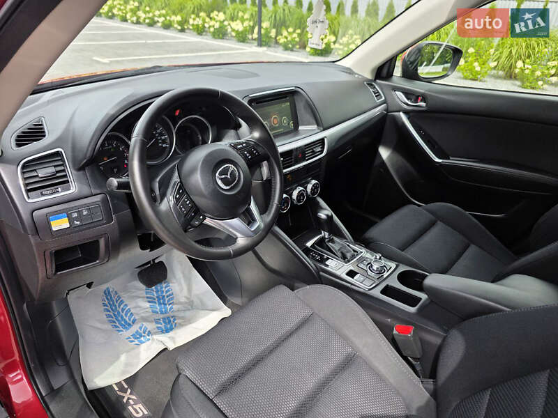 Позашляховик / Кросовер Mazda CX-5 2015 в Луцьку