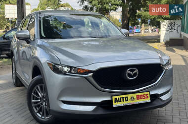 Позашляховик / Кросовер Mazda CX-5 2017 в 