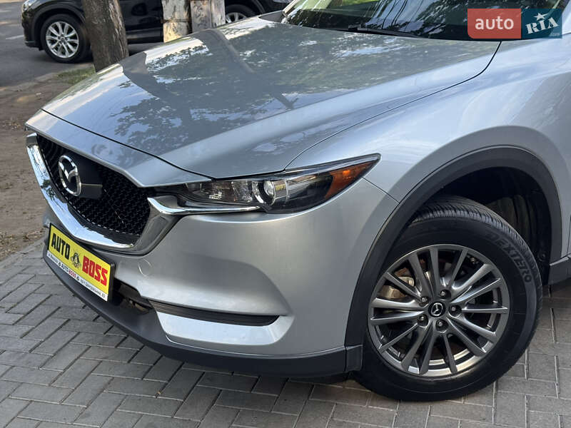 Позашляховик / Кросовер Mazda CX-5 2017 в Миколаєві