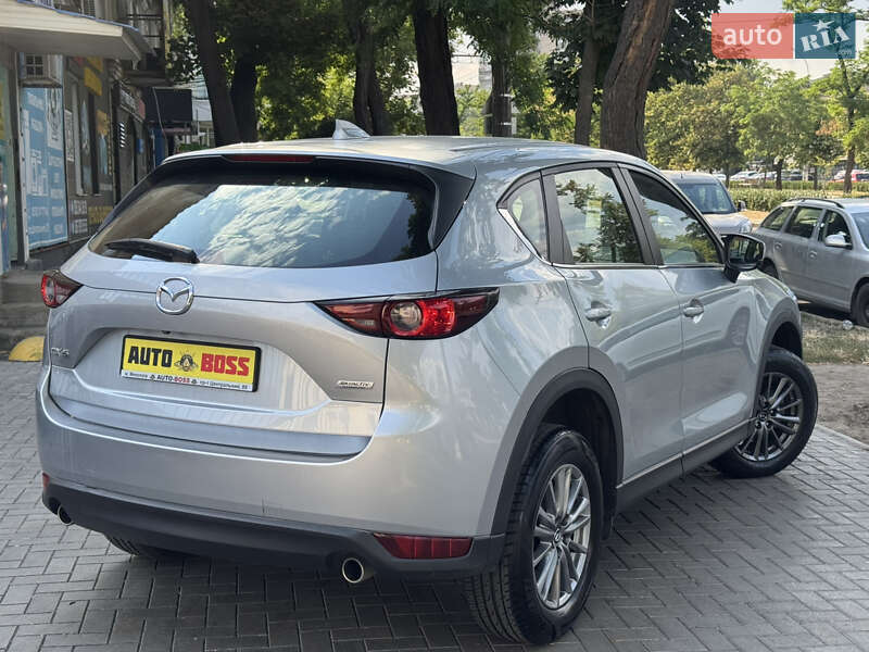 Позашляховик / Кросовер Mazda CX-5 2017 в Миколаєві