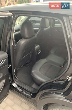 Внедорожник / Кроссовер Mazda CX-5 2017 в 