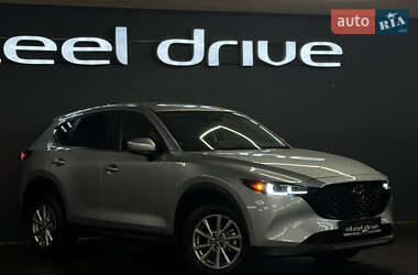 Внедорожник / Кроссовер Mazda CX-5 2023 в 