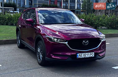 Позашляховик / Кросовер Mazda CX-5 2019 в 