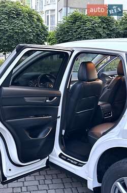 Внедорожник / Кроссовер Mazda CX-5 2024 в 