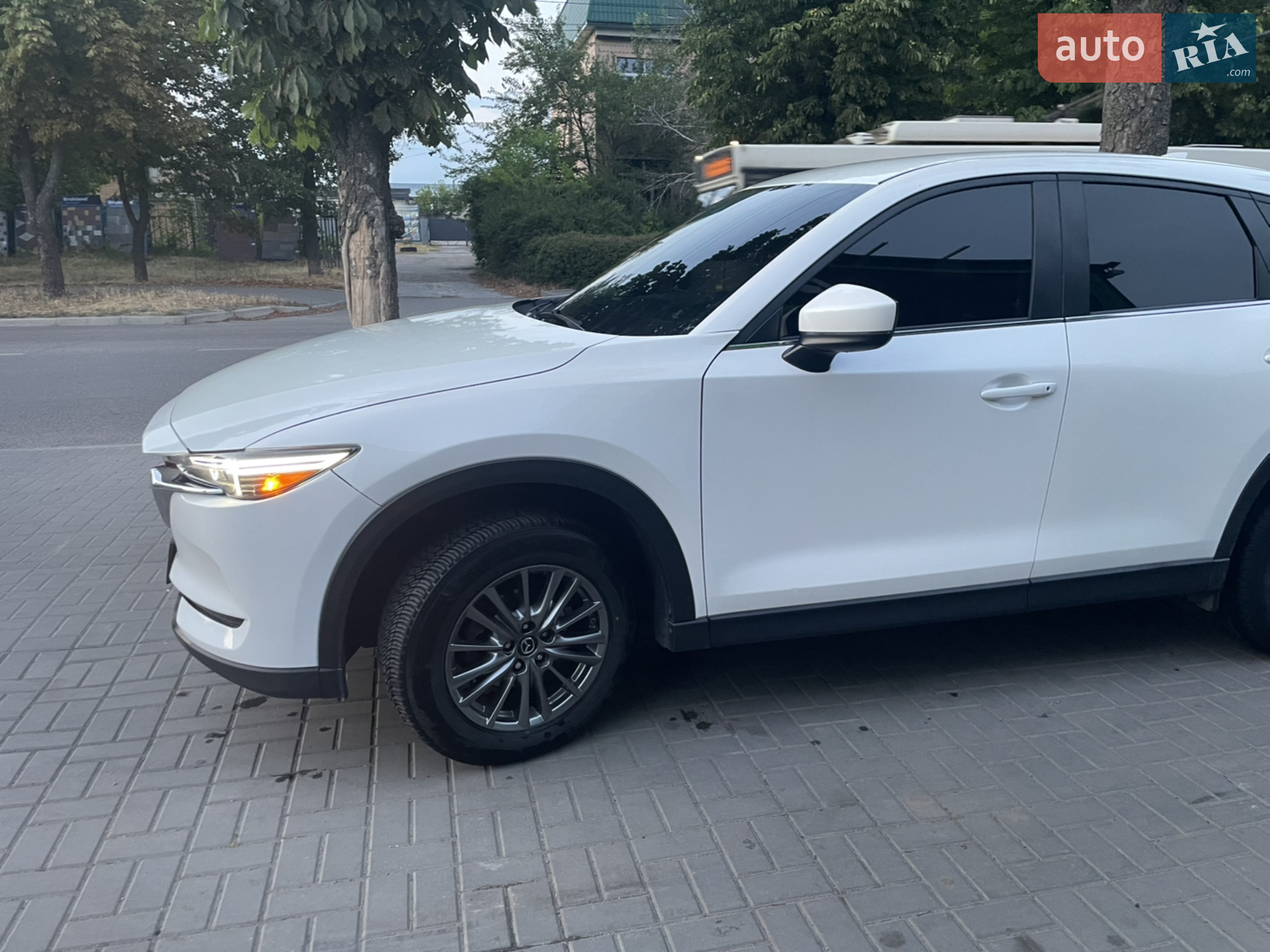 2017 Mazda CX-5 - мініатюра 11