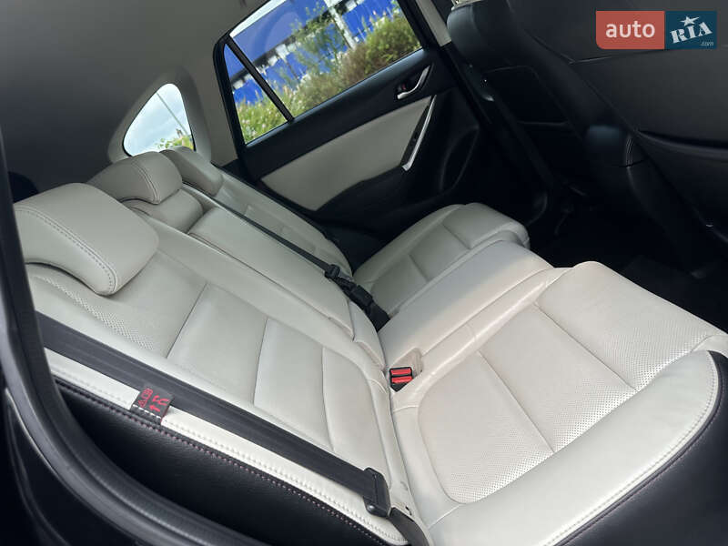 Внедорожник / Кроссовер Mazda CX-5 2016 в Дрогобыче