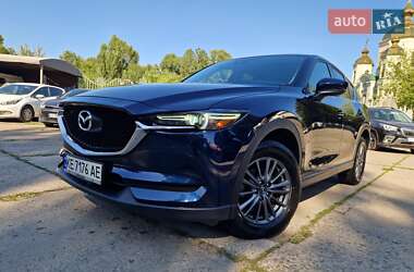 Позашляховик / Кросовер Mazda CX-5 2017 в Дніпрі