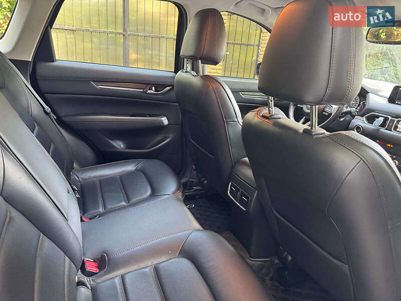 Внедорожник / Кроссовер Mazda CX-5 2019 в Киеве