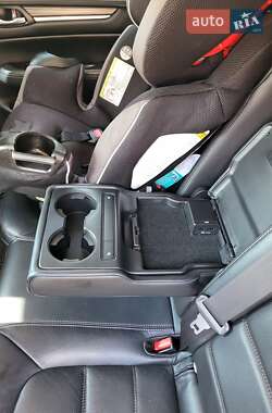 Внедорожник / Кроссовер Mazda CX-5 2017 в 
