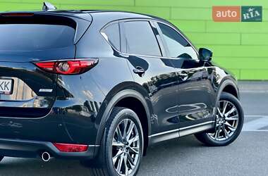 Внедорожник / Кроссовер Mazda CX-5 2018 в 